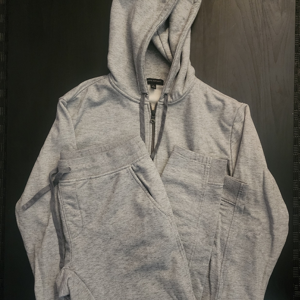 Men's Banana Republic French Terry Heathered Gray Matching set (L top & bottom)